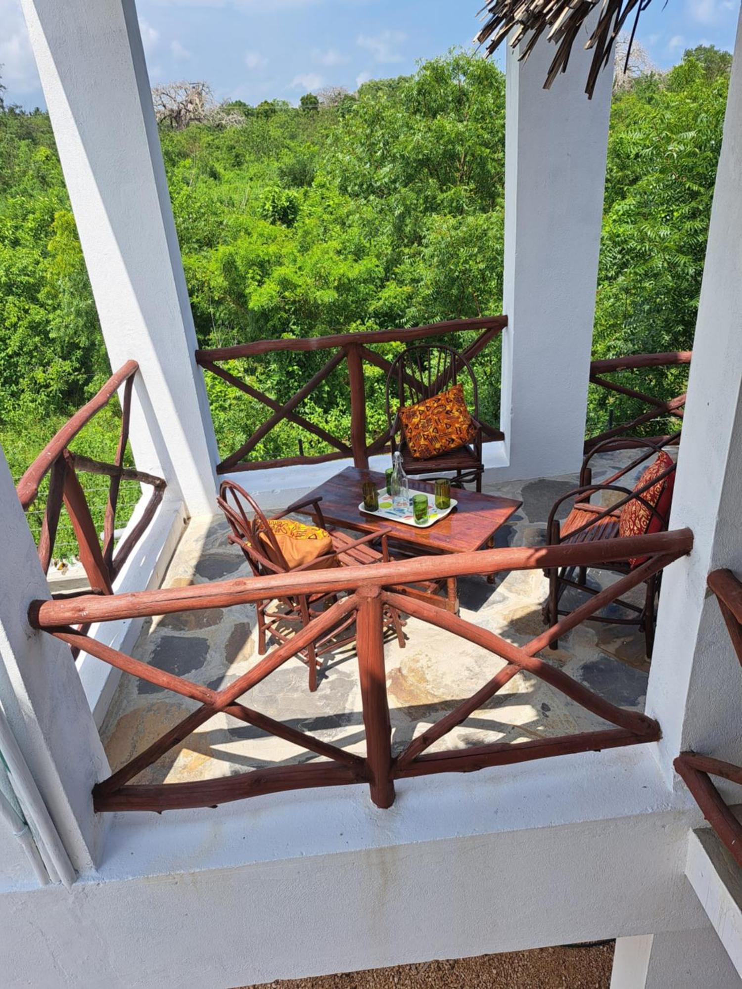 Bed and Breakfast Diani Yoga Barn Ukunda Exterior foto